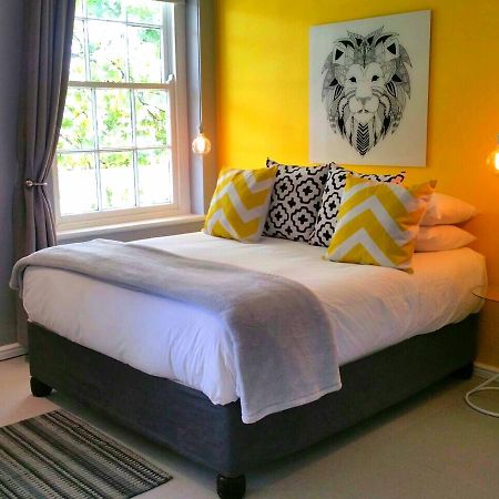 The Vibe Dorp Street Bed & Breakfast Stellenbosch Bagian luar foto