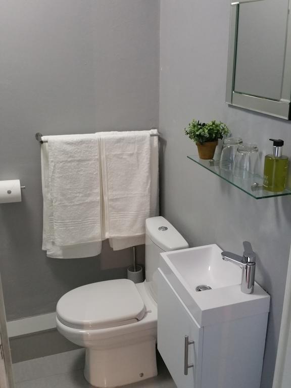 The Vibe Dorp Street Bed & Breakfast Stellenbosch Bagian luar foto