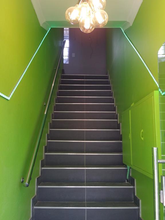 The Vibe Dorp Street Bed & Breakfast Stellenbosch Bagian luar foto