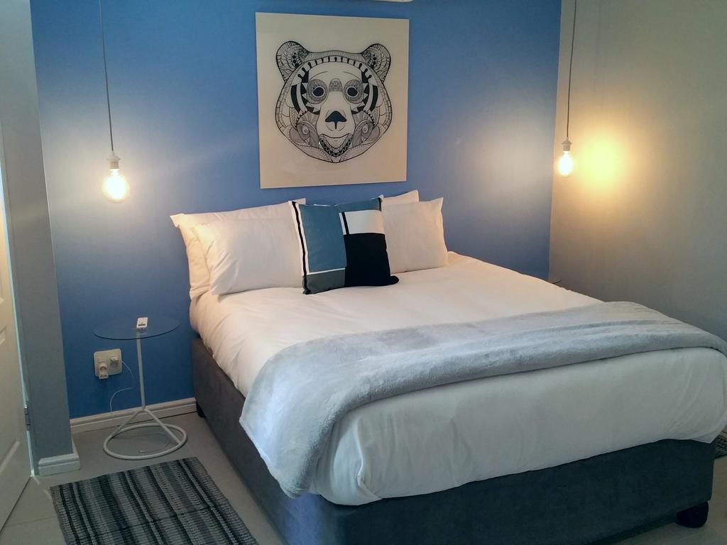 The Vibe Dorp Street Bed & Breakfast Stellenbosch Bagian luar foto