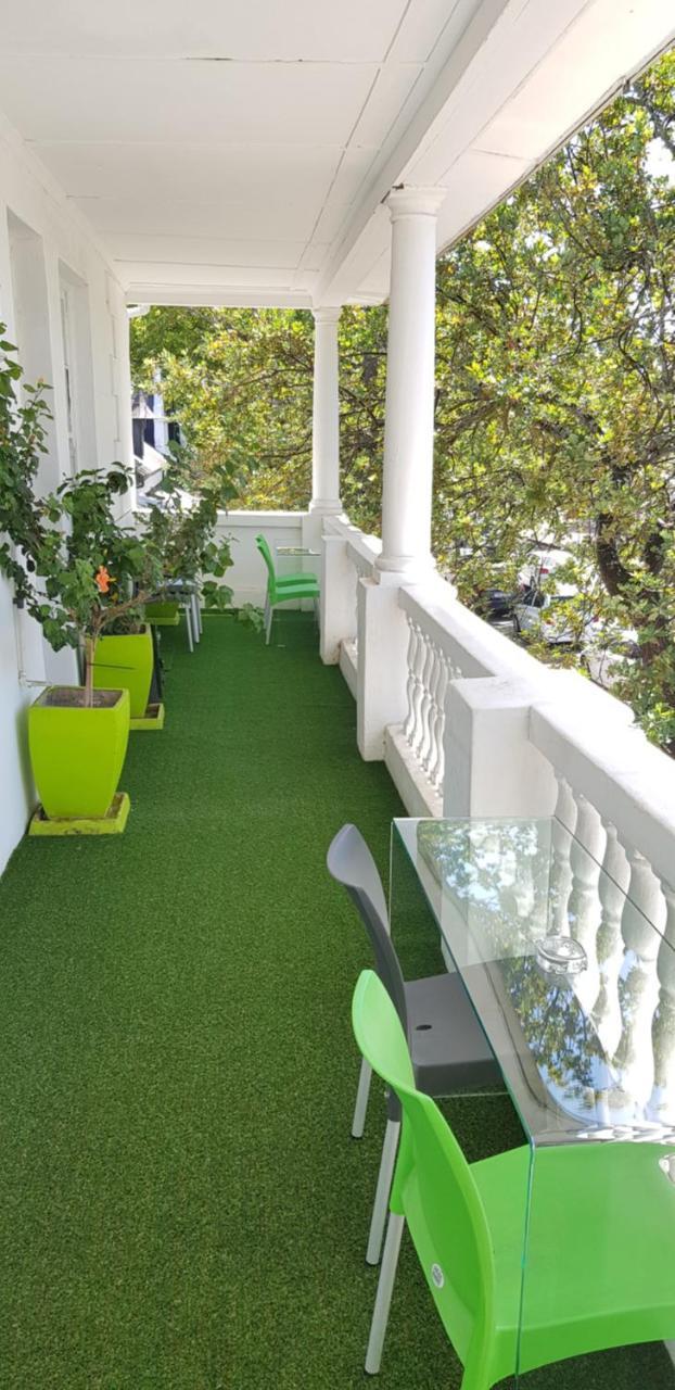 The Vibe Dorp Street Bed & Breakfast Stellenbosch Bagian luar foto